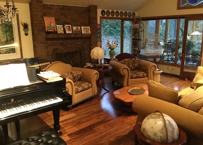 A Cascade View Bed And Breakfast