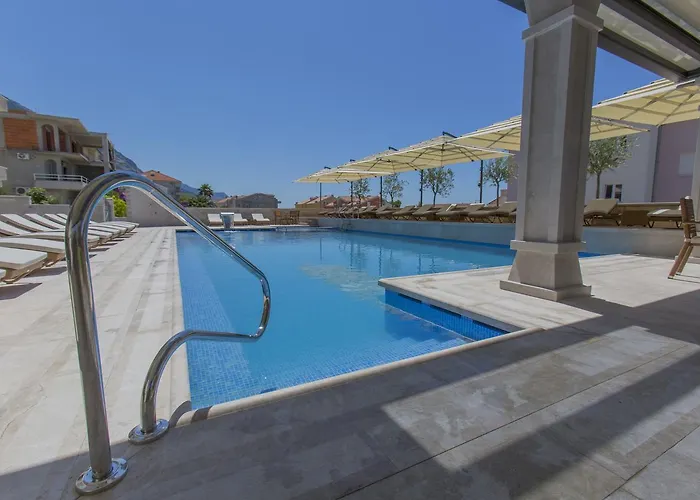 Luxury Aparthotel Makarska