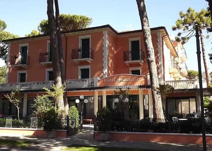 Hotel Boccaccio-free parking-