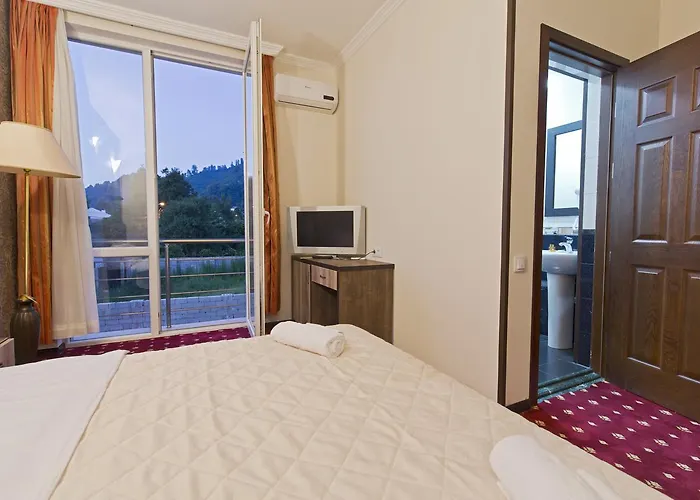 Orange Hotel