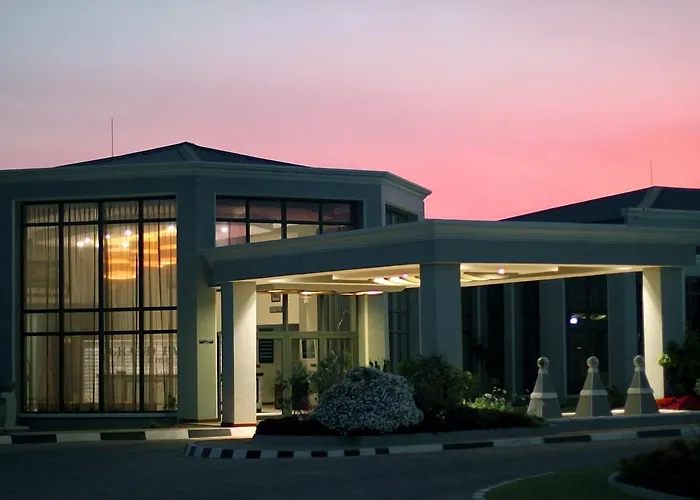 The Grand Palace Hotel