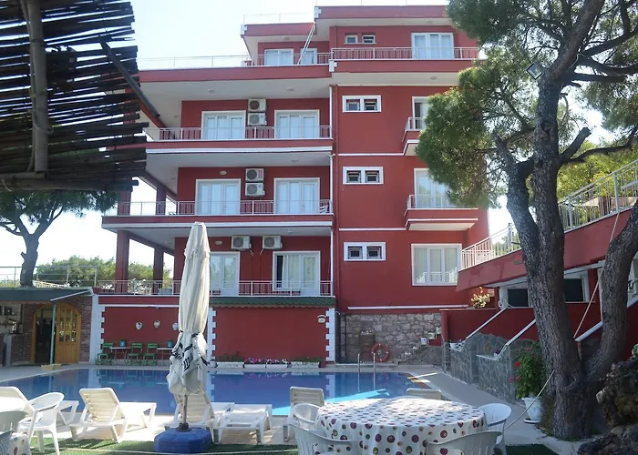 Tunc Hotel