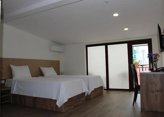 Boutique Hotel 32