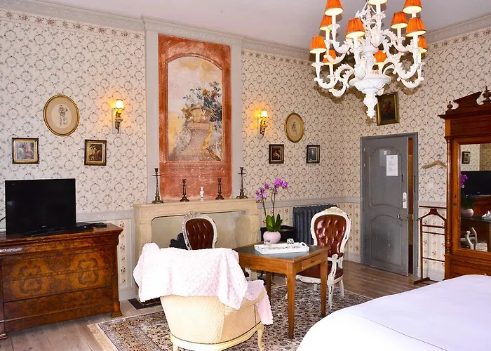 Chateau D'Origny, Chambres D'Hotes Et Restaurant Gastronomique