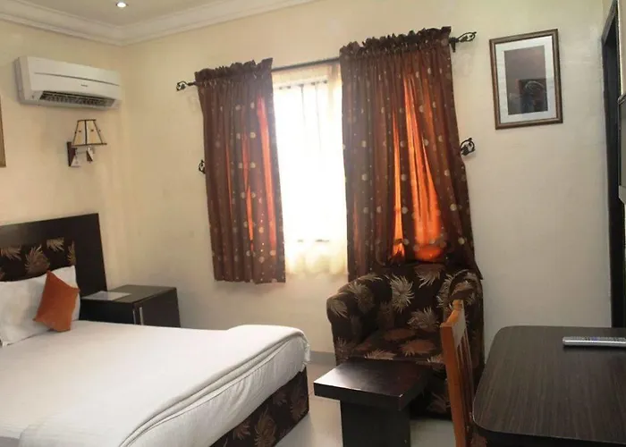 Chantella Suites