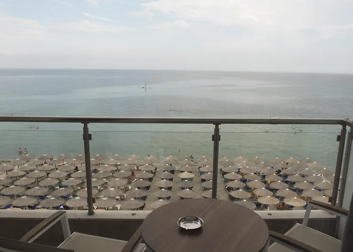 Mistral Hotel
