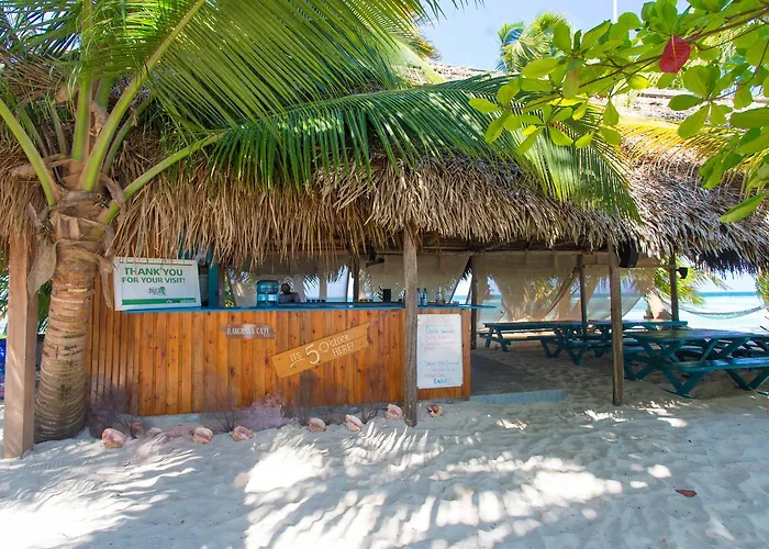 Ranguana Caye Cabanas
