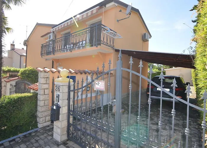 Apartmani Dekovic Materada
