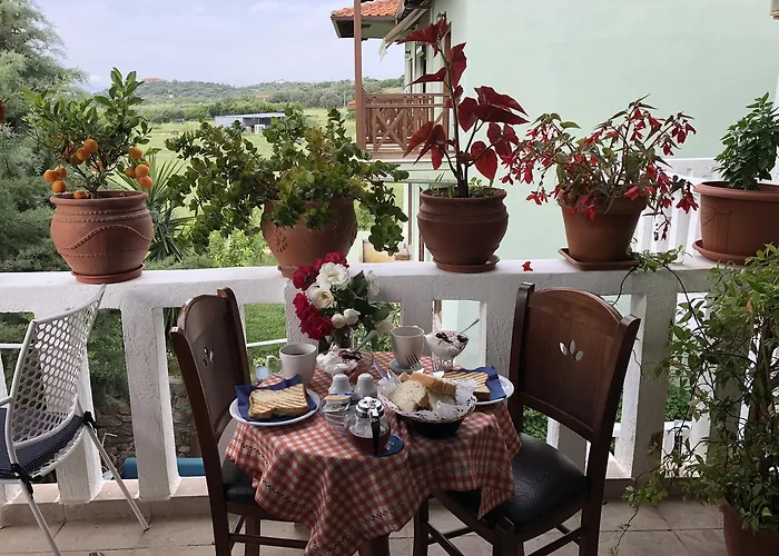 Thalassa Hotel