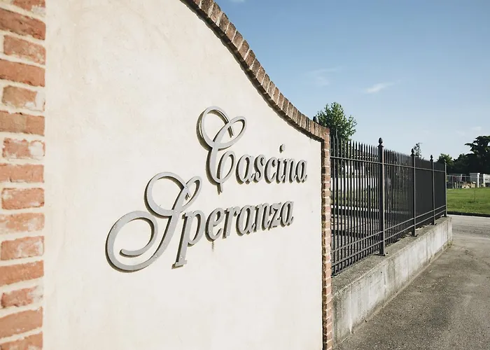 Cascina Speranza Hotel