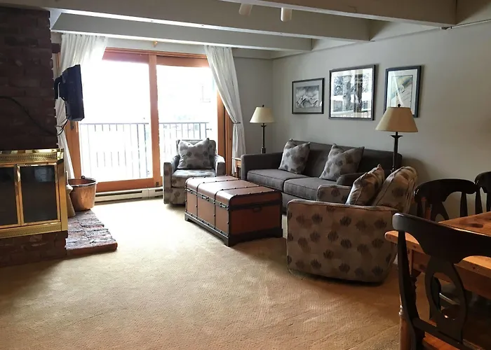 Chateau Blanc Condominium
