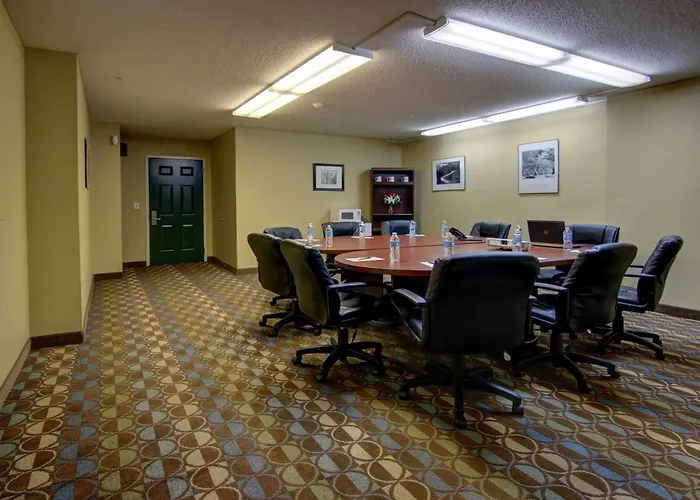 Intown Suites Extended Stay Marietta Ga - Roswell Rd