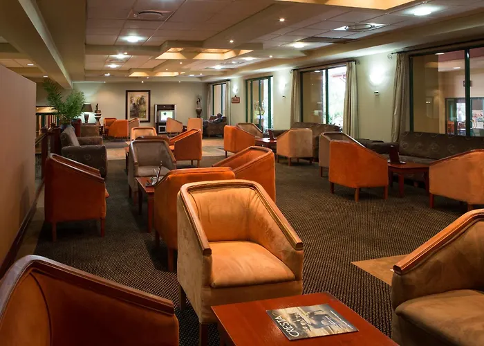 M'Kango Golfview Hotel
