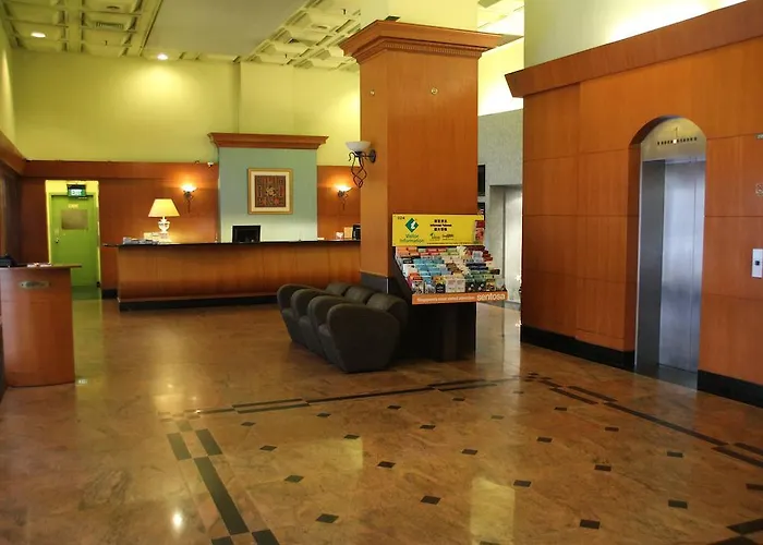 Strand Hotel