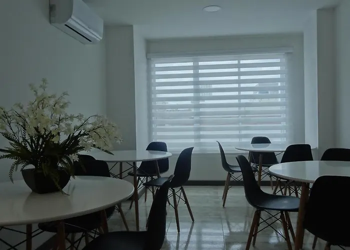 Ari Hotel