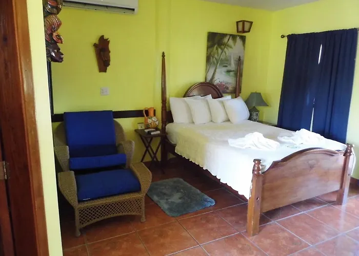 Alan'S Paradise Hotel