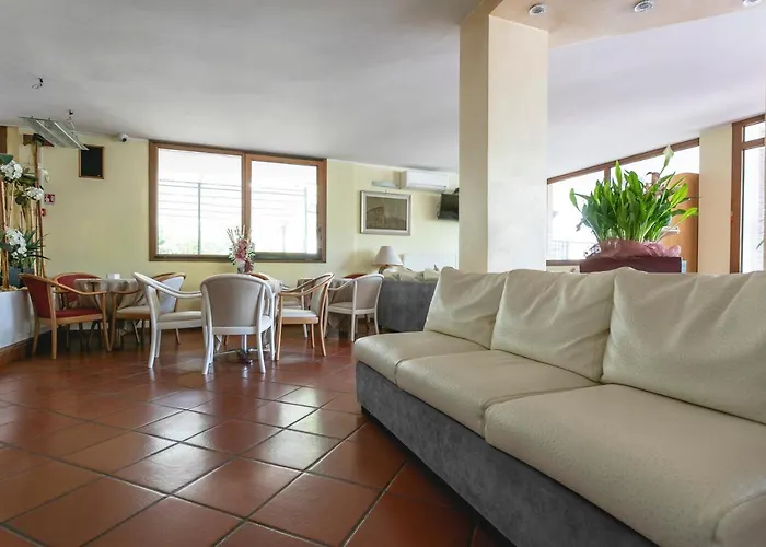 Hotel Deborah