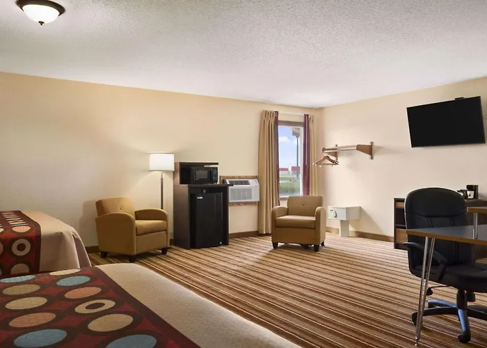 Super 8 By Wyndham Mattoon