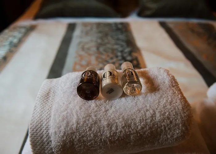 La Suite Romantique Avec Jacuzzi Au Coeur De Perpignan