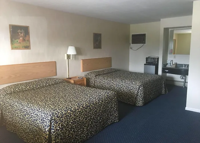 Budget Host Alpine Motor Lodge