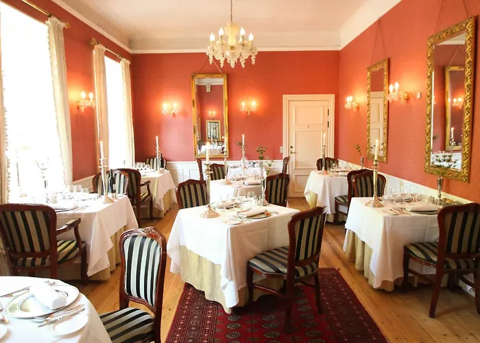 Sauntehus Castle Hotel