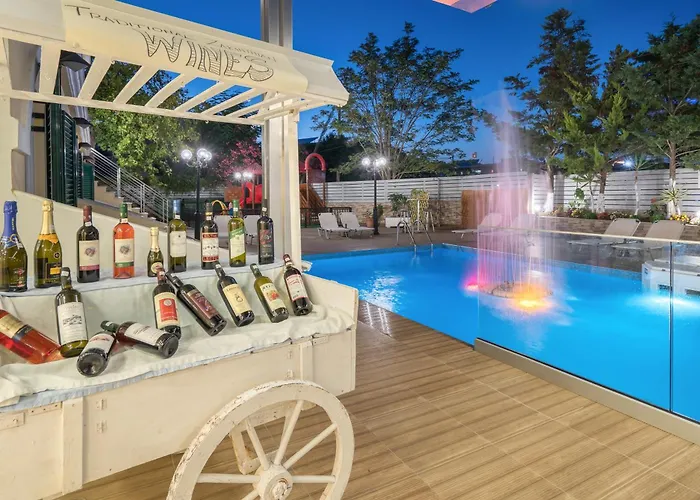 Denise Beach Hotel