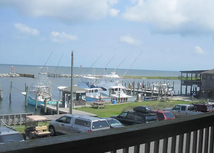 Breakwater Inn