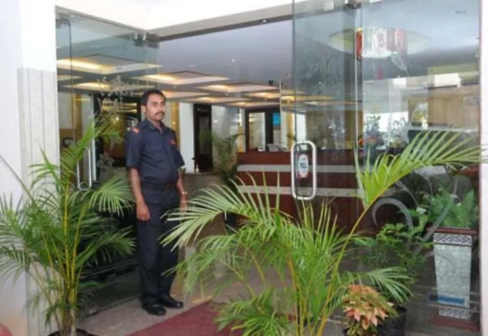 Ivory Inn