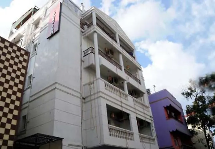 Ivory Inn