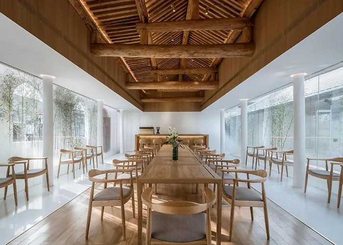 Layering Courtyard Hotel Qianmen Beijing