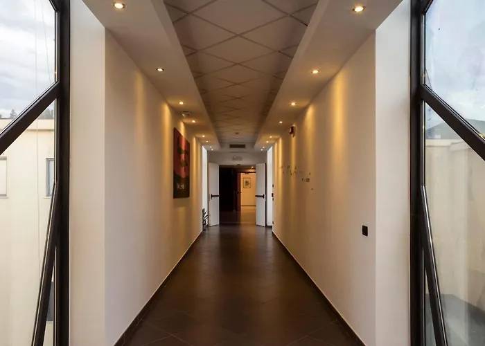 Manhattan Village Hotel