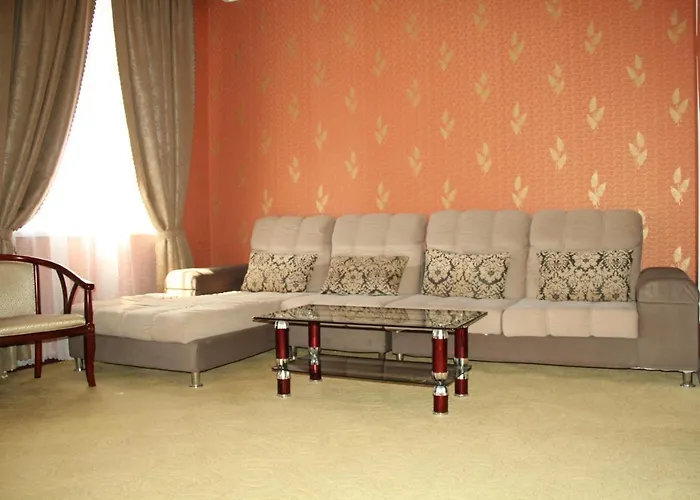 Firuz Hotel