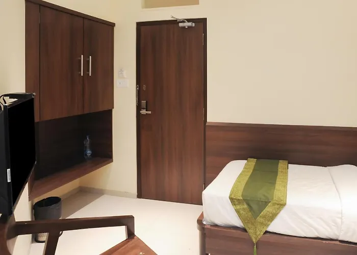 Treebo Balaji Residency, Kolhapur