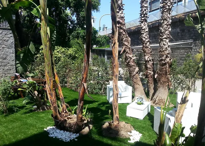 Ognina Residence