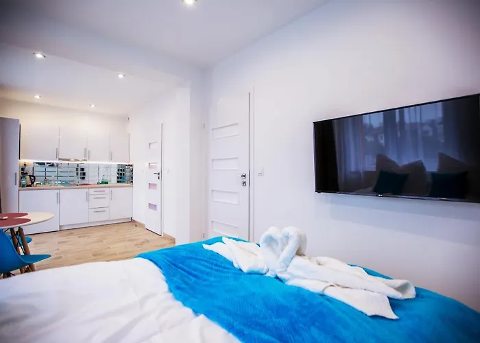 Adonis Apartments
