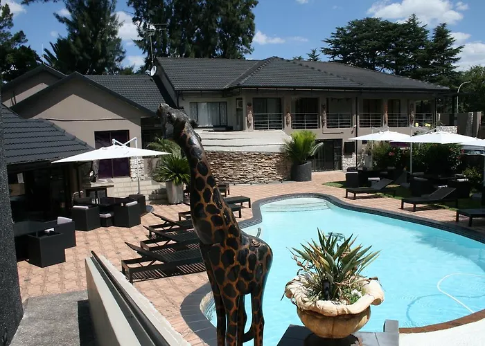 Africa Centre - Airport Leisure Hotel, Guest Lodge And Travel Centre