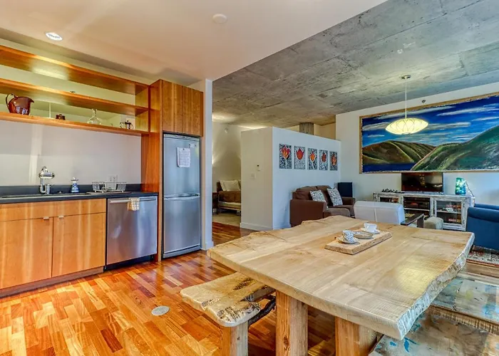 Oak Street Lofts