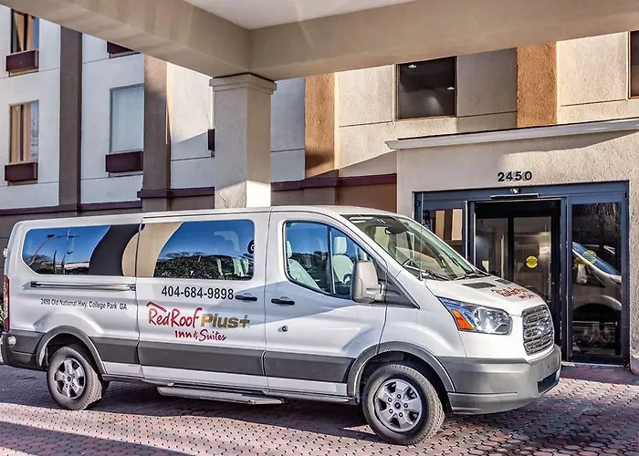 Red Roof Plus+ & Suites College Park - Atl Airport