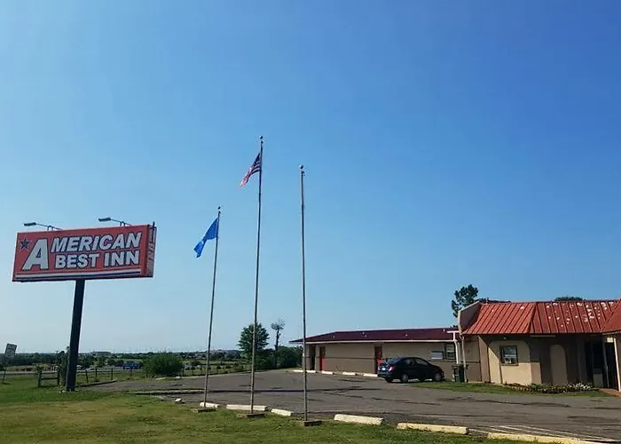 American Best Inn By Oyo I-35 Perry