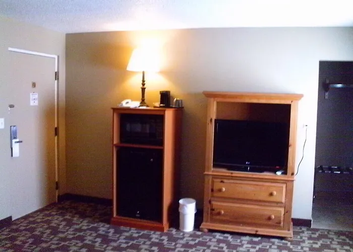 Boarders Inn & Suites - Kearney
