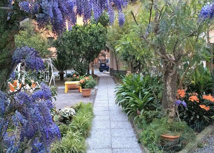 Albergo Fiorenza&Banksia Meublè
