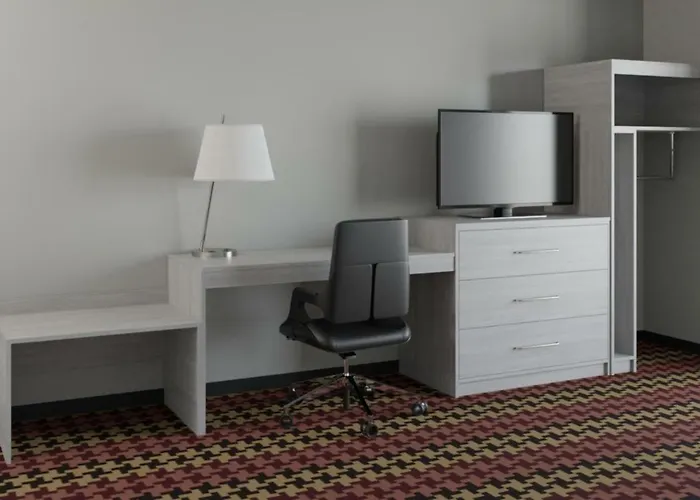 Dupont Suites - Louisville
