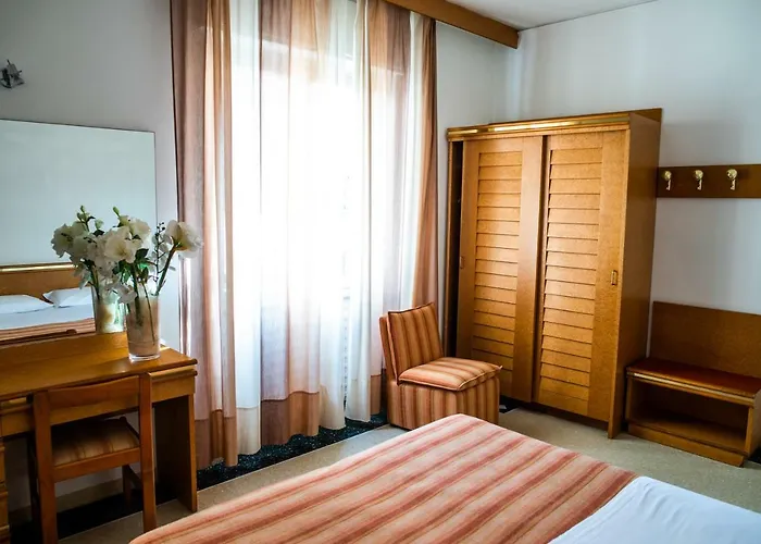 Hotel West End