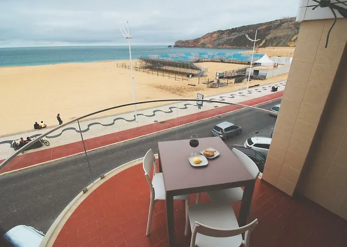 Holidays Nazare Marginal