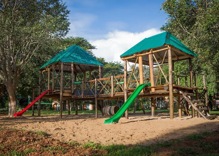 M'Kango Golfview Hotel