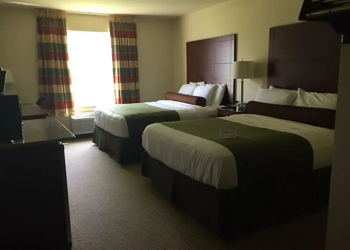 Boarders Inn & Suites By Cobblestone Hotels - Oshkosh
