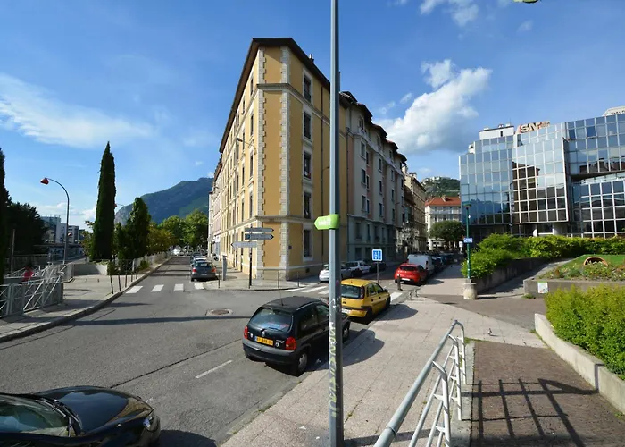 Hotel Lux