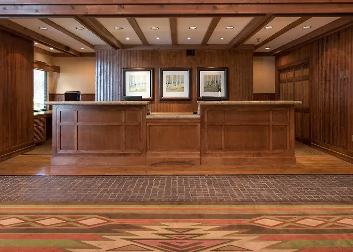 Cabot Lodge Jackson North