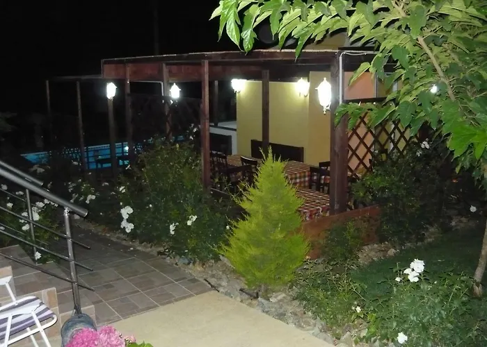 Victory Apartments Hotel