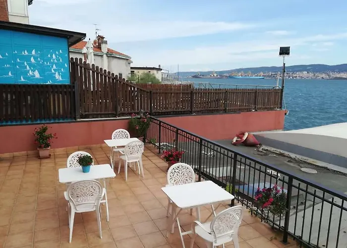Hotel La Bussola